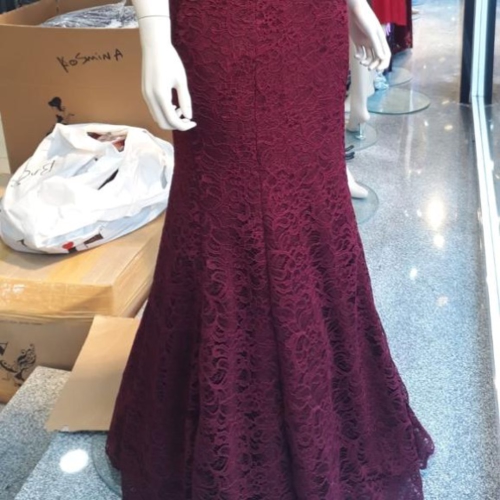 Dress - Picture 2 of 2